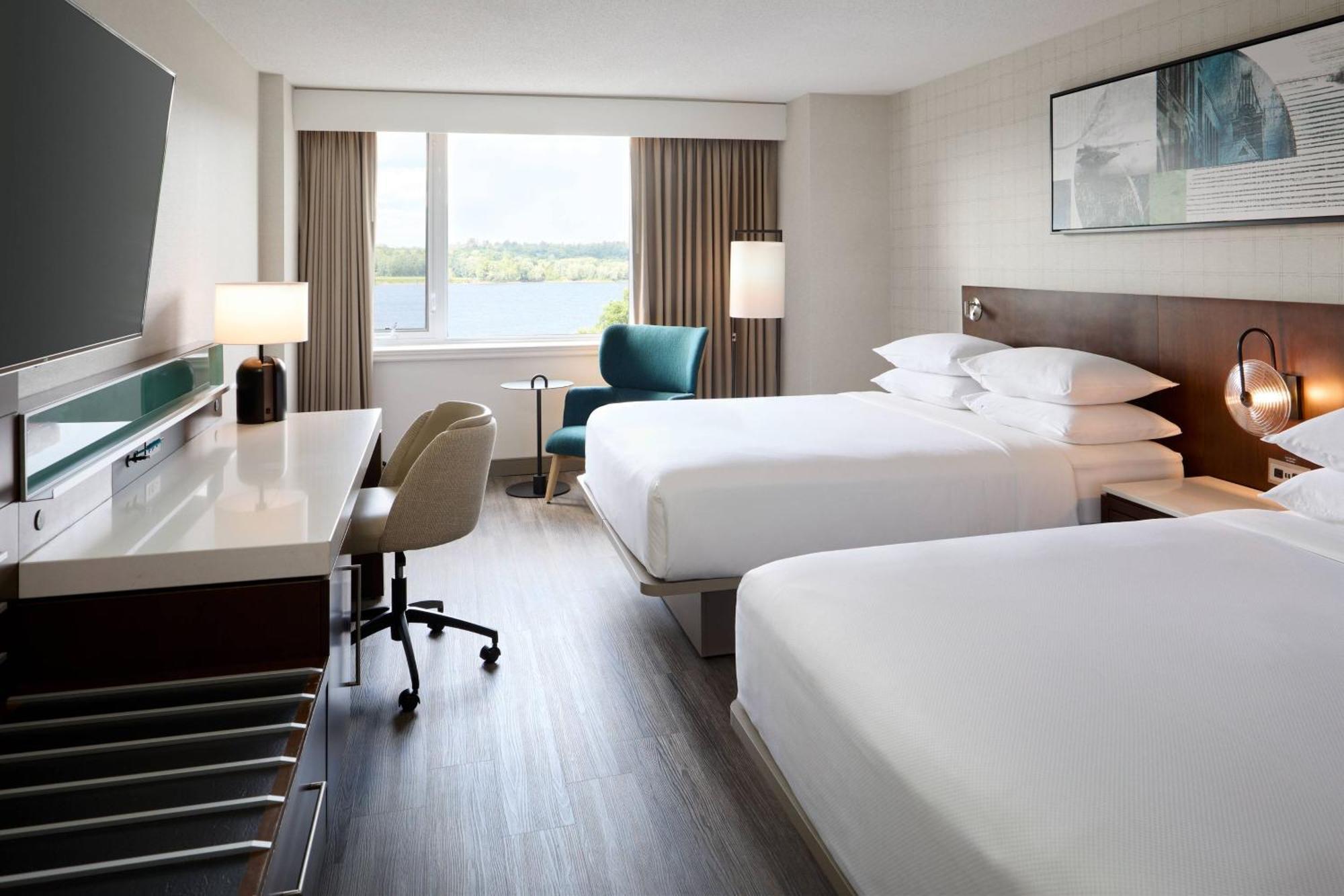 เดลต้า โฮเต็ล บาย แมริออท เฟรเดอริคตัน Hotel เฟรดริกตัน ภายนอก รูปภาพ